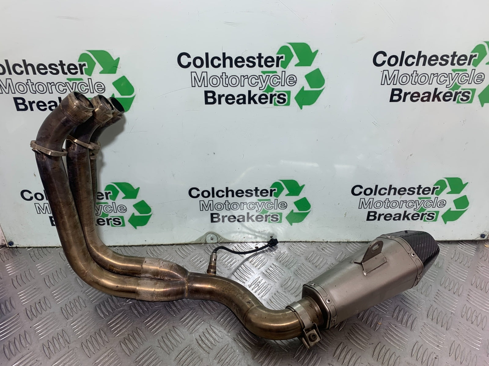 TRIUMPH TRIDENT 660 TEC FULL EXHAUST SYSTEM   YEAR 2021-2024 (CMB1148)