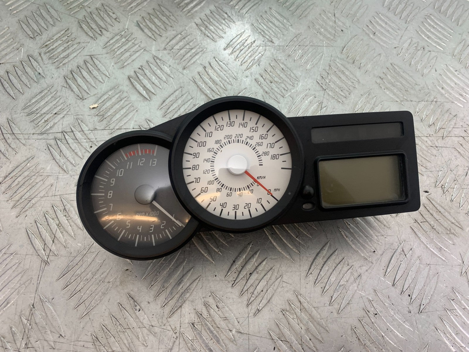 BMW K1300 S K 1300 S CLOCKS SPEEDO DASH   YEAR 2009-16 (CMB1216)
