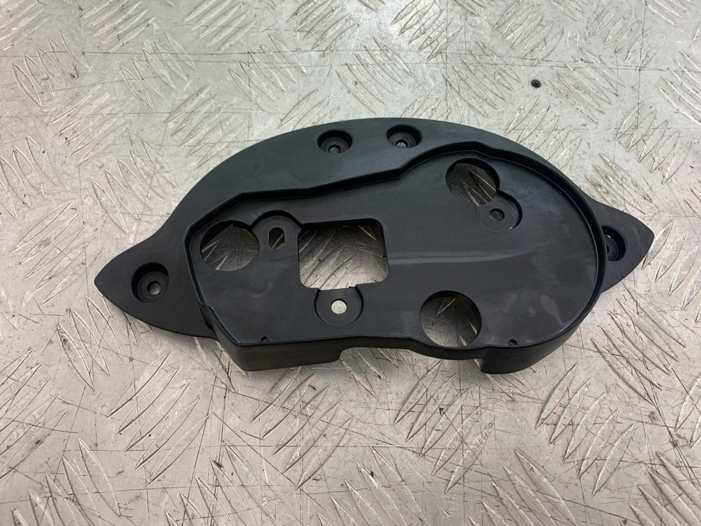 TRIUMPH 675 STREET TRIPLE R CLOCK MOUNTING PANEL YEAR 2013 - 2016 (CMB1221)