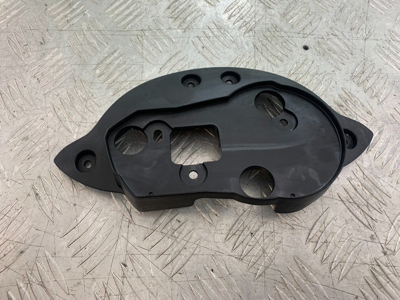 TRIUMPH 675 STREET TRIPLE R CLOCK MOUNTING PANEL YEAR 2013 - 2016 (CMB1221)