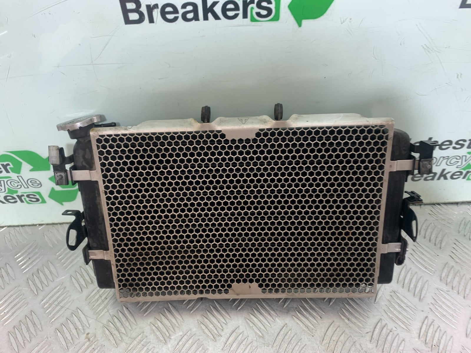 TRIUMPH TIGER 800 XRT RADIATOR  2018-2020 (CMB1193)