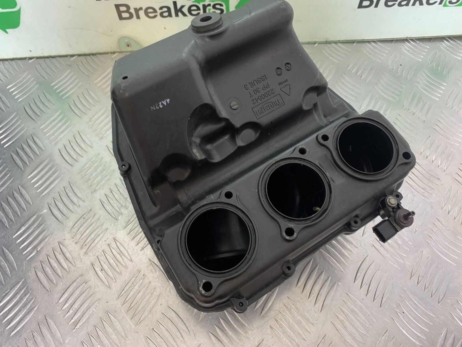 TRIUMPH TIGER 800 XC AIRBOX   YEAR 2011-2014 (CMB1022)