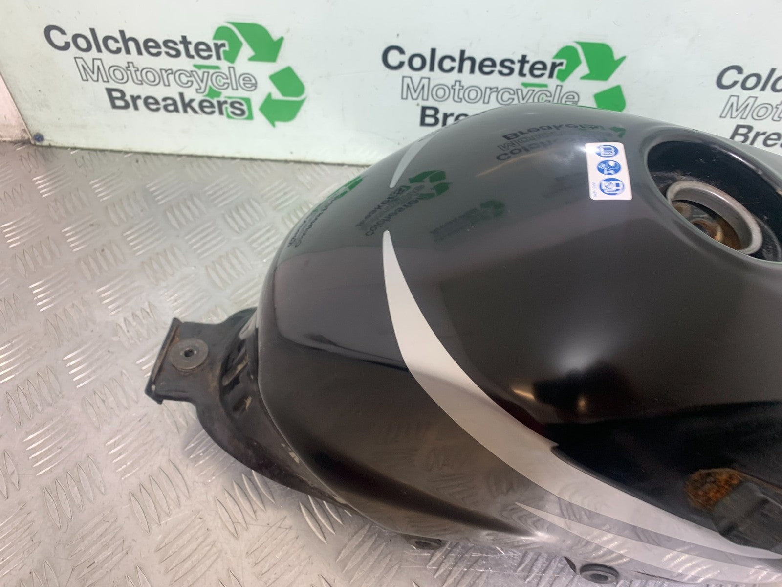 HONDA CBF125 CBF 125 PETROL TANK YEAR 2009-14  (CMB1172)