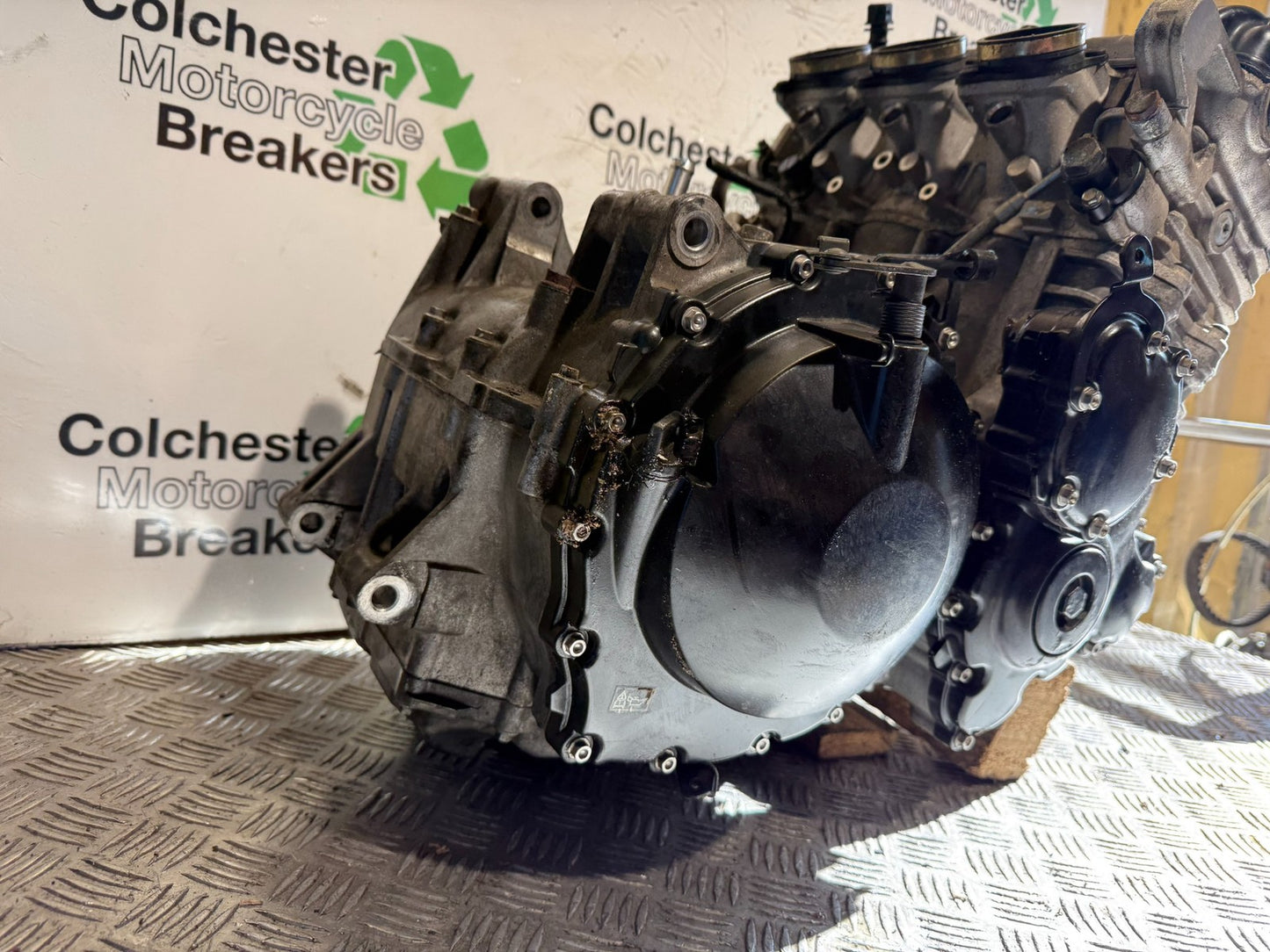 TRIUMPH 1050 SPRINT ST ENGINE YEAR 2004-2007 (CMB1197)