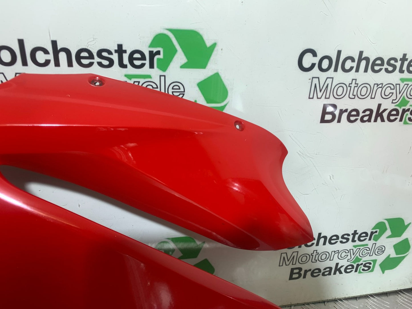 DUCATI 1299 PANIGALE LEFT MIDDLE FAIRING PANEL YEAR 2016 (CMB 1187)