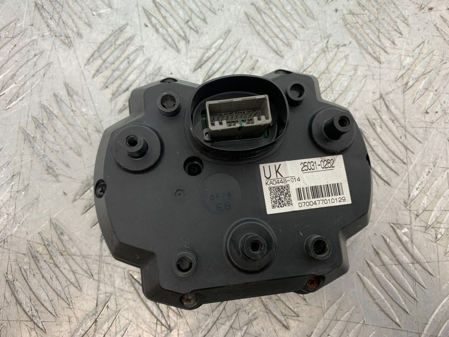 KAWASAKI ZX10R ZX10 R CLOCKS SPEEDO DASH 2008-2010 (CMB1301)