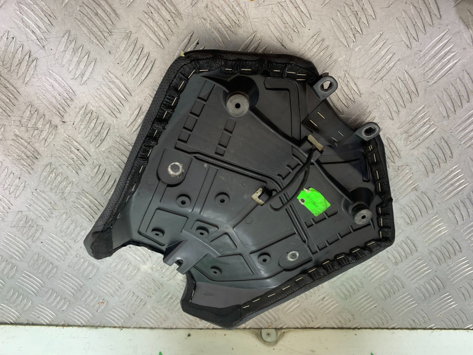 APRILIA TUONO 1000 V4R FRONT SEAT YEAR 2011-13  (CMB1316)