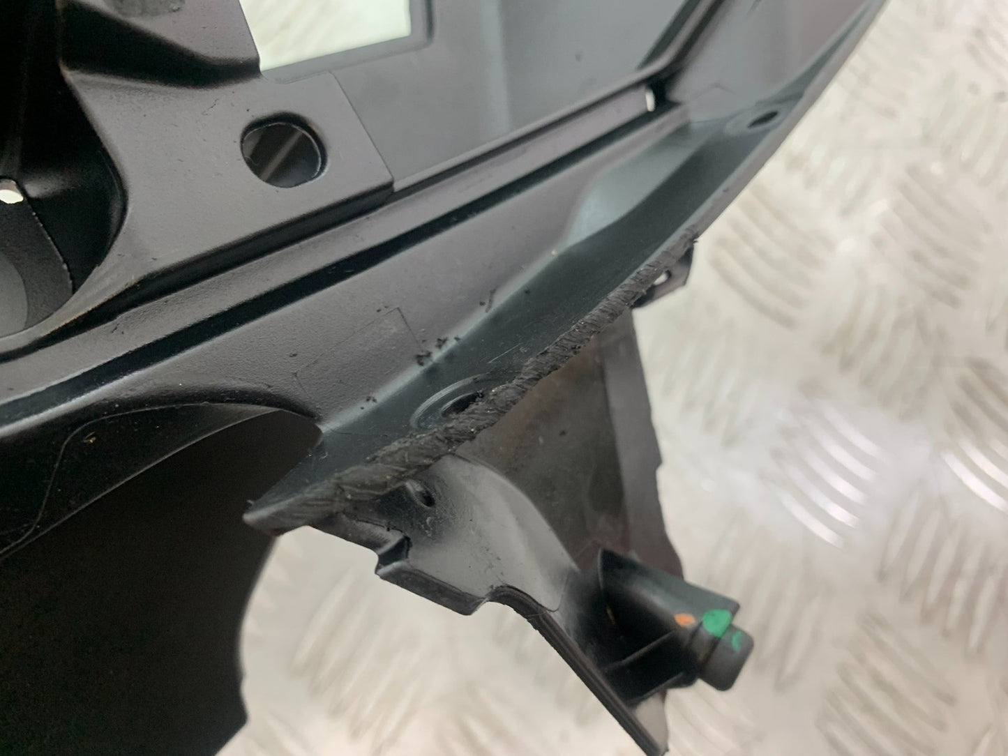 DUCATI 1299 PANIGALE REAR SUBFRAME INNER PANEL YEAR 2016 (CMB 1187)