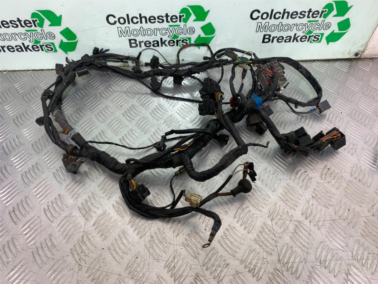 TRIUMPH 955i DAYTONA WIRING LOOM  YEAR 2002-2006 (CMB1229)