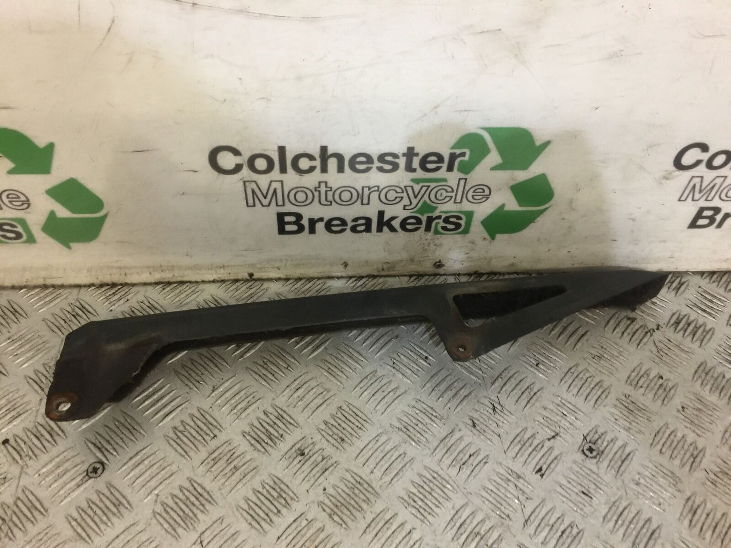 HONDA CBR125 CBR 125 CHAIN GUARD  YEAR 2004-06  (STOCK 688)