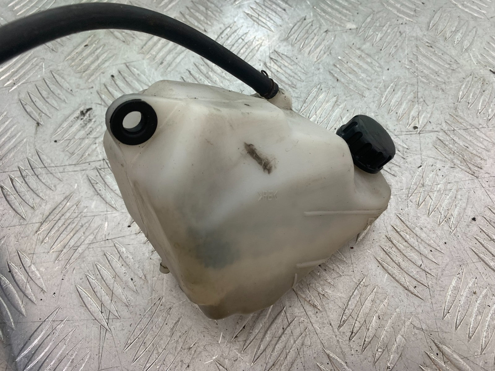 KAWASAKI Z750 Z 750 COOLANT BOTTLE  YEAR 2004-2006  (CMB1234)