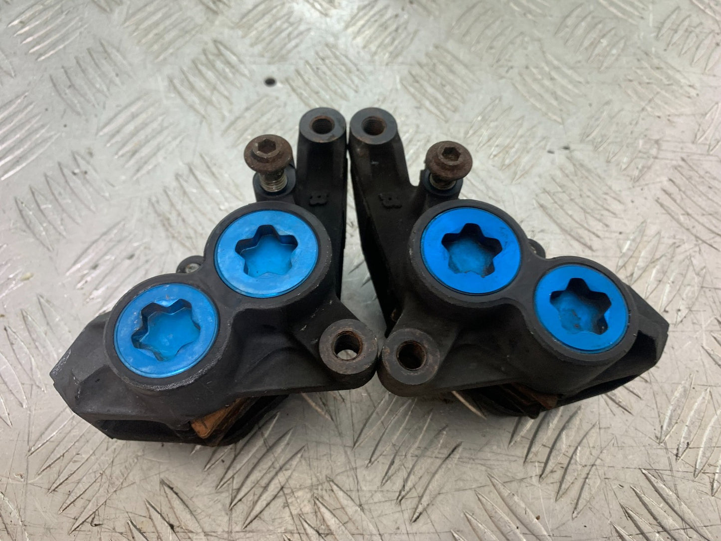 YAMAHA YZF R1 4XV FRONT BRAKE CALIPERS  YEAR 1998-99 (CMB1291)