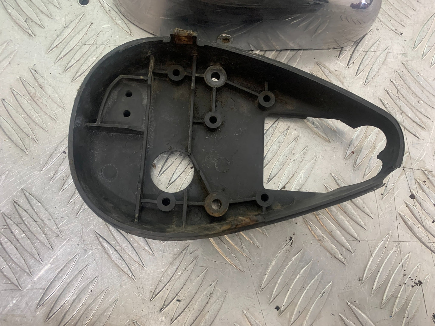 YAMAHA XV535 XV 535 VIRAGO SIDE POD   YEAR 1994-02 (CMB1162)