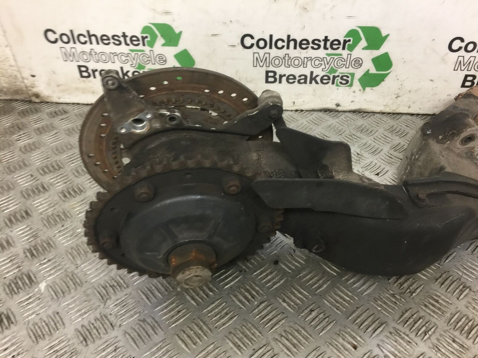HONDA VFR800 V TEC SWINGARM  YEAR 2009-2013  (ABS) STOCK 576