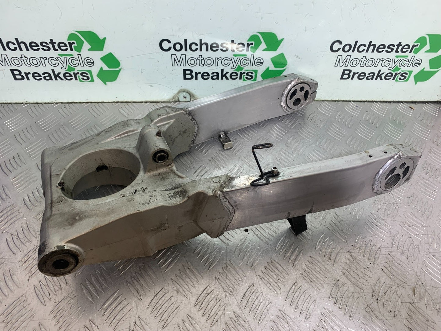 KAWASAKI ZZR1100 D SWINGARM YEAR 1993-2001 (CMB1289)
