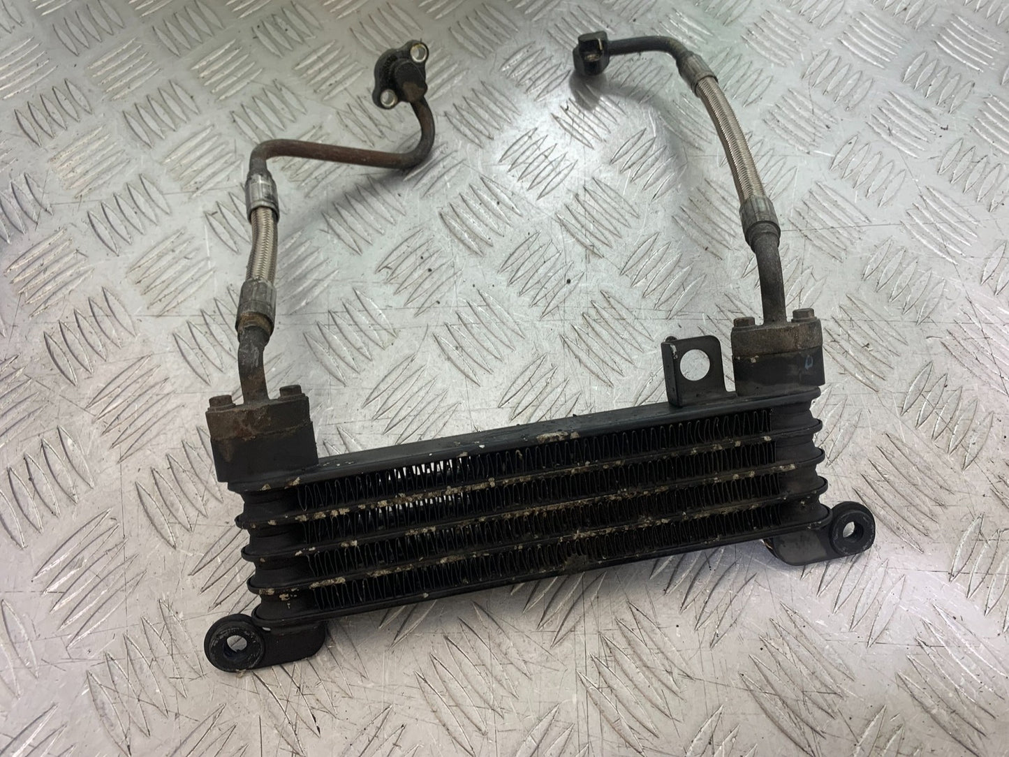 TRIUMPH 1050 SPRINT GT OIL COOLER AND LINES YEAR 2010-2016 (CMB1250)