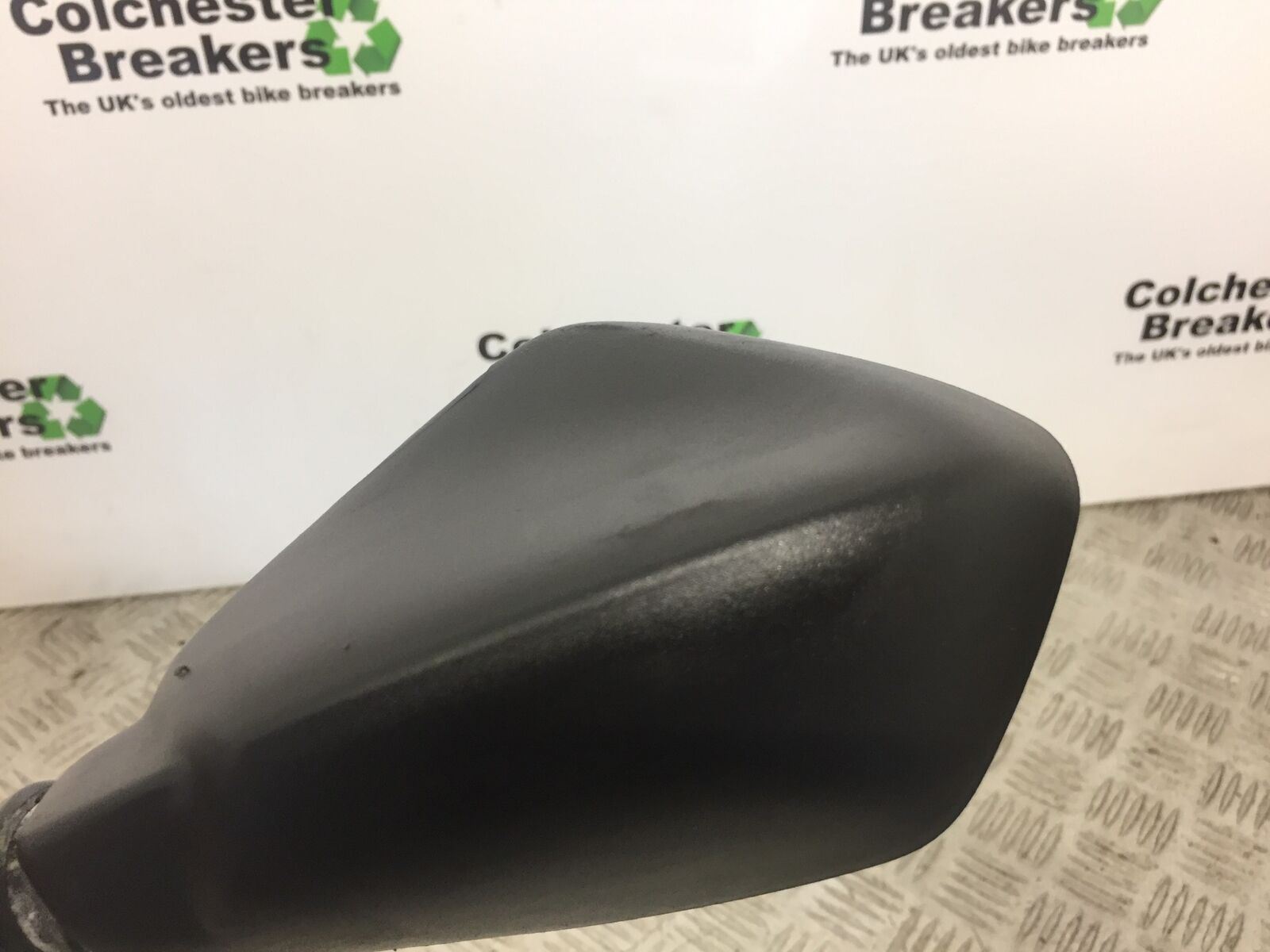SUZUKI GSXR 125 GSX R125 RIGHT MIRROR  YEAR 2017