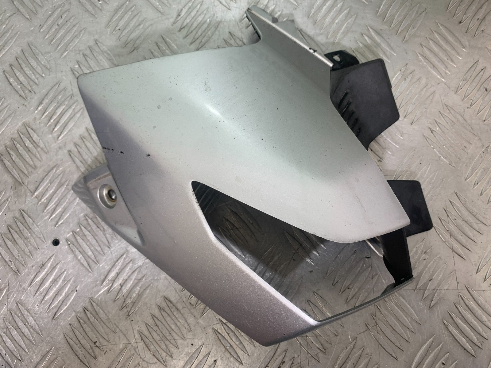 SUZUKI GSR600 GSR 600 RIGHT TANK PANEL  2006-2010 (CMB1177)