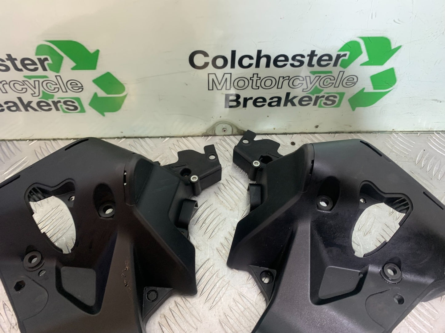 KTM 390 ADVENTURE FAIRING BRACKET   YEAR 2020-24 (CMB1240)