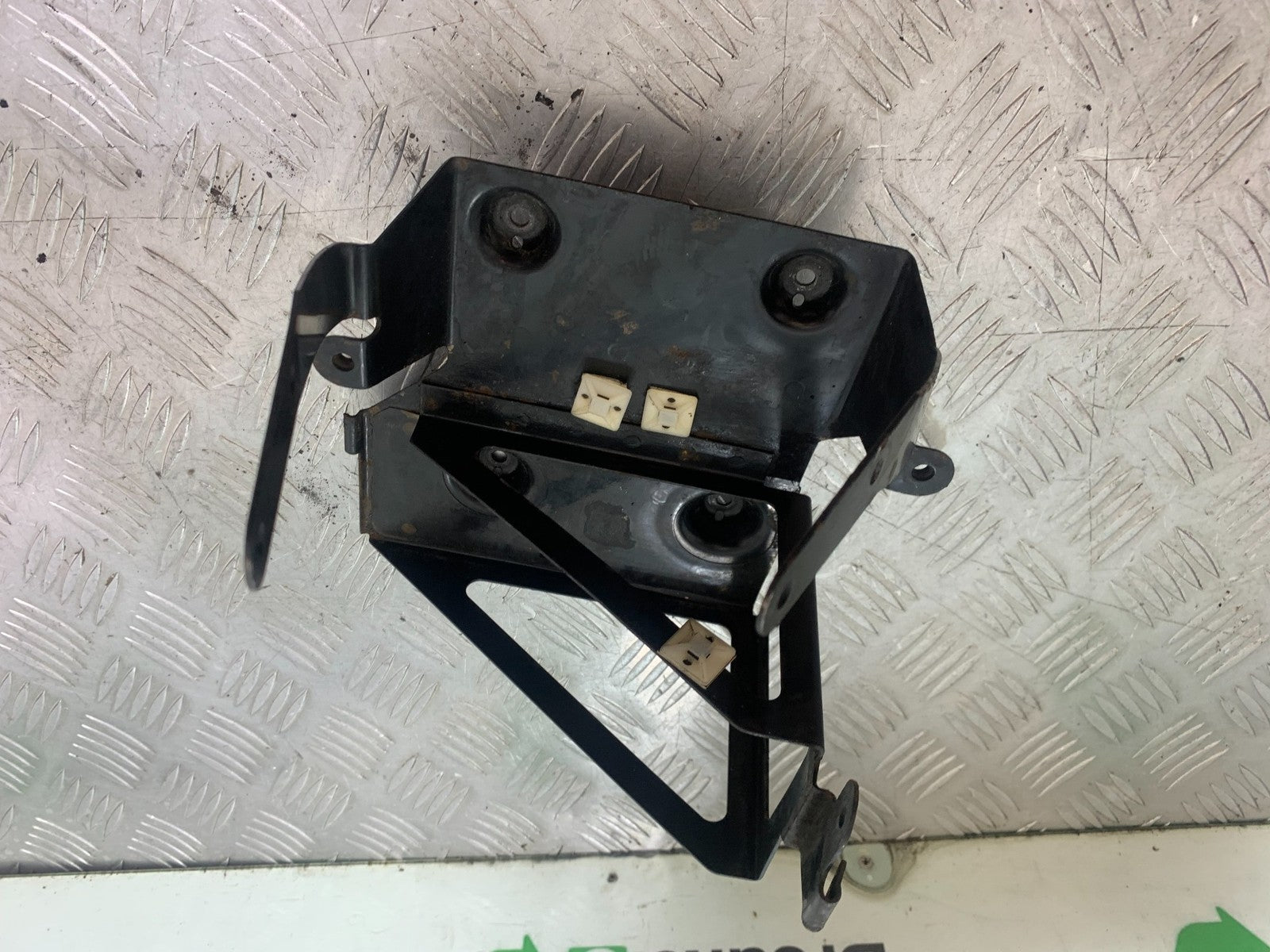BMW R850 R R850R BATTERY BOX   YEAR 1994-2002 (CMB1170)