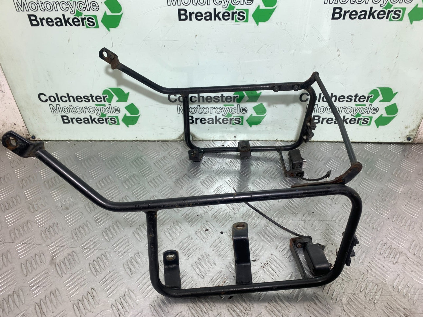 ROYAL ENFIELD HIMALAYAN 411 PANNIER RAILS YEAR 2018-2023 (CMB1322)