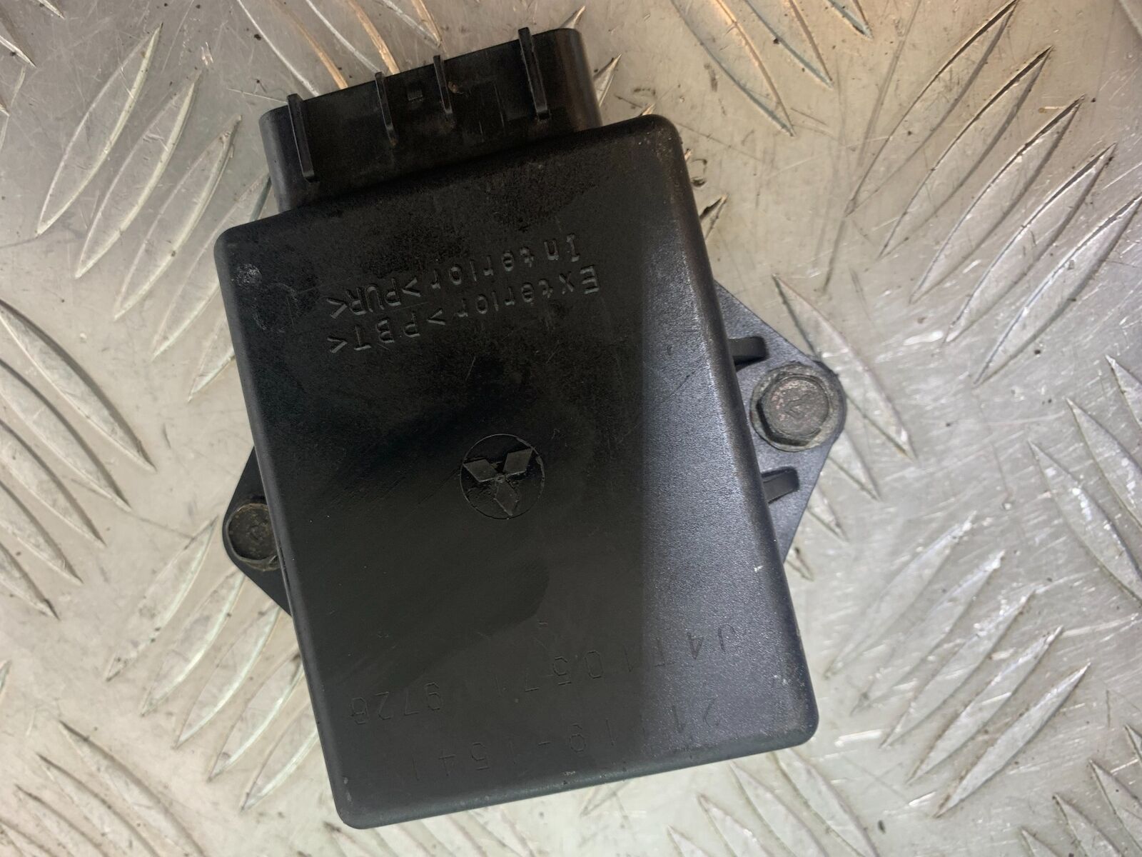 KAWASAKI Z750 ZR750 ZR-7S CDI UNIT  YEAR 1999-05 (CMB1135)