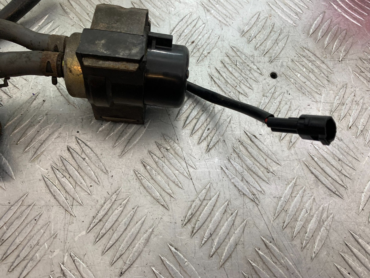 KAWASAKI ZX6R ZX6 J PETROL PUMP YEAR 2000 (CMB1312)