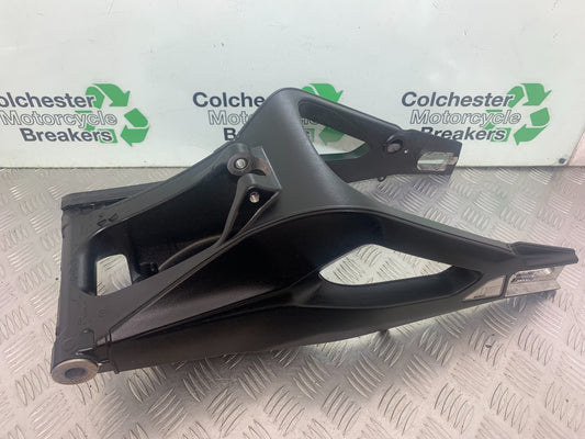 BMW M1000 R SWINGARM  YEAR 2023-2024 (CMB1140)