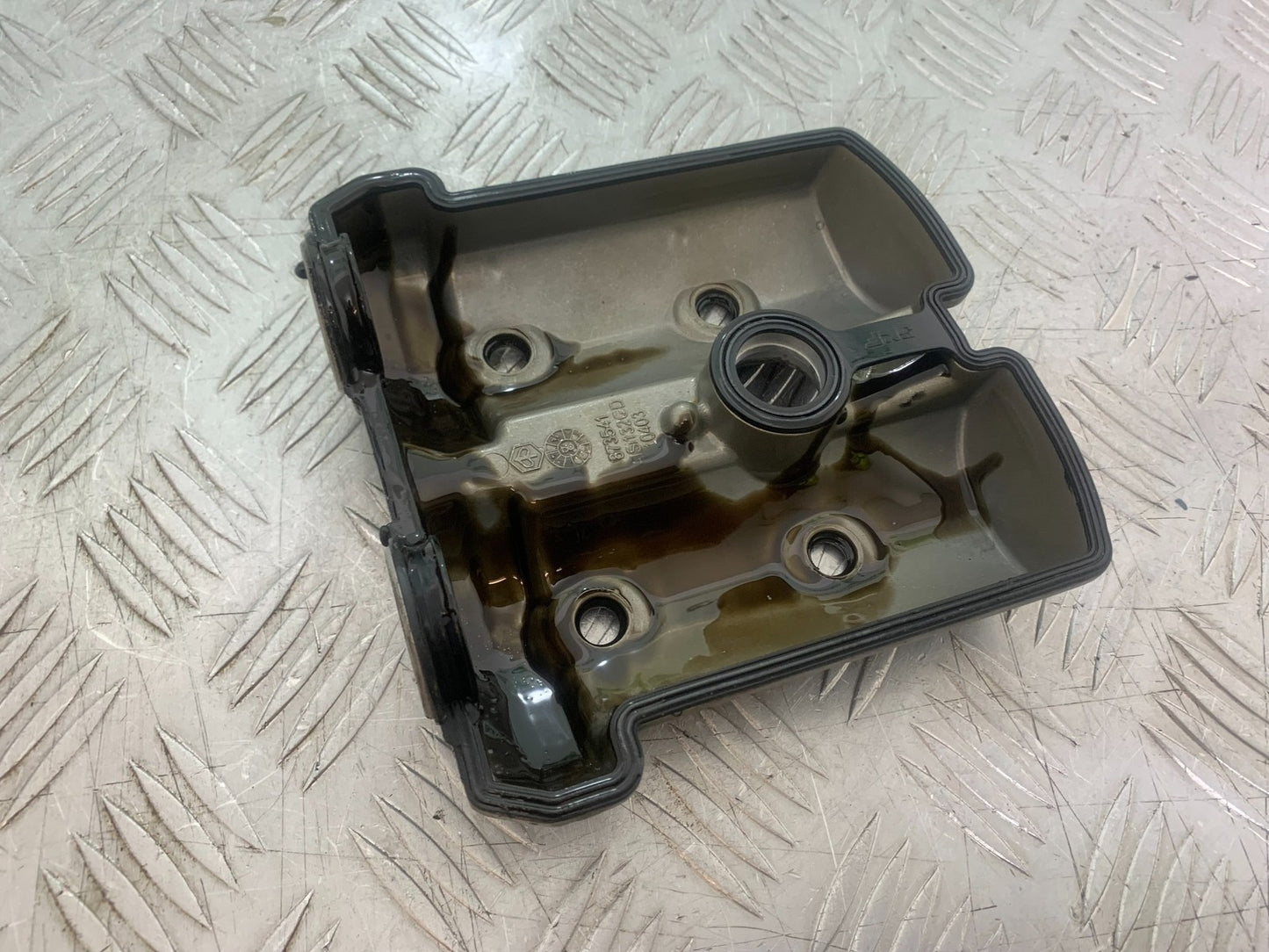 APRILIA SL750 SL 750 SHIVER REAR ROCKER COVER   YEAR 2008-2016 (CMB1242)