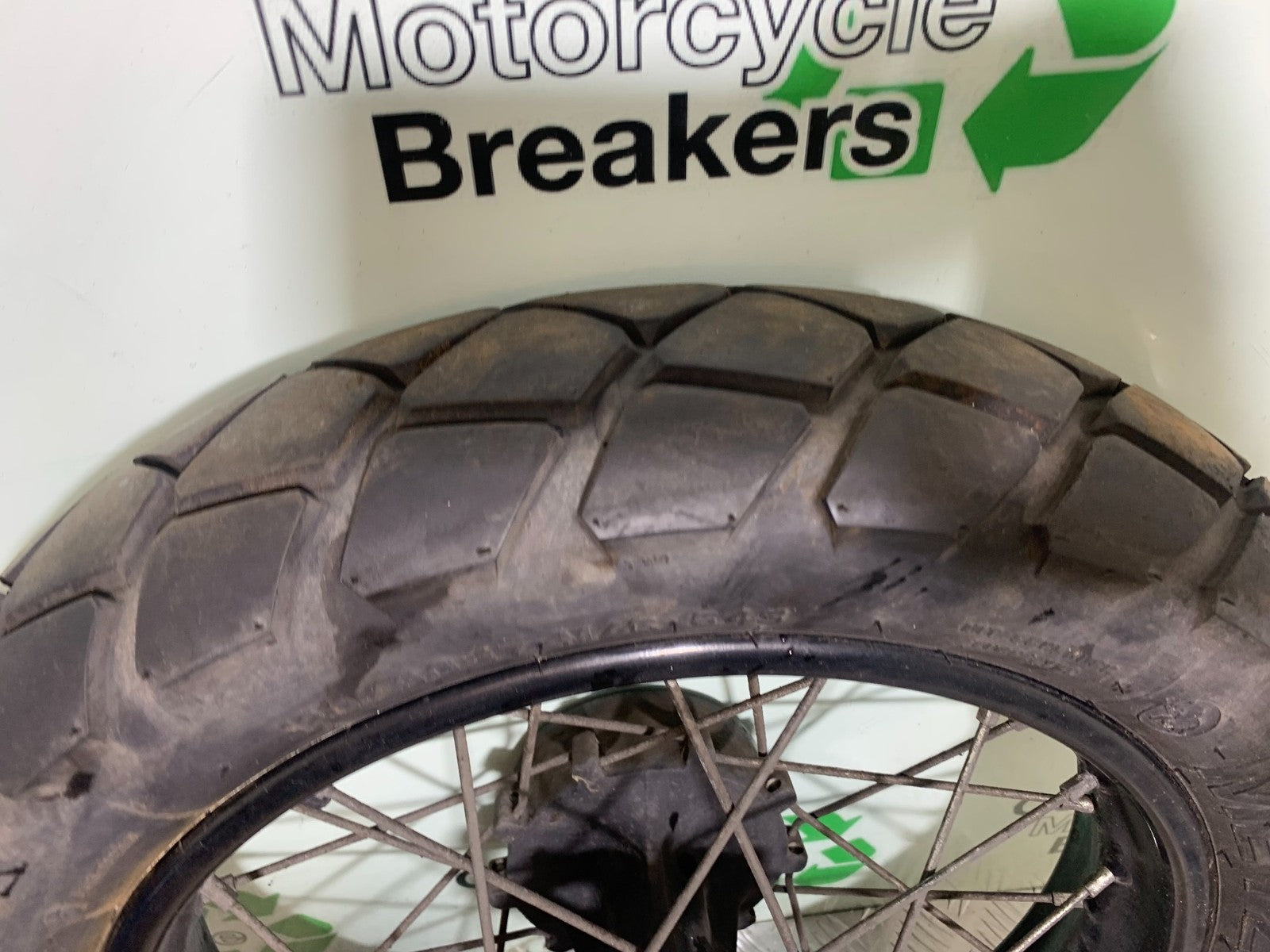 ROYAL ENFIELD HIMALAYAN 411 REAR WHEEL YEAR 2018-2023 (CMB1279)