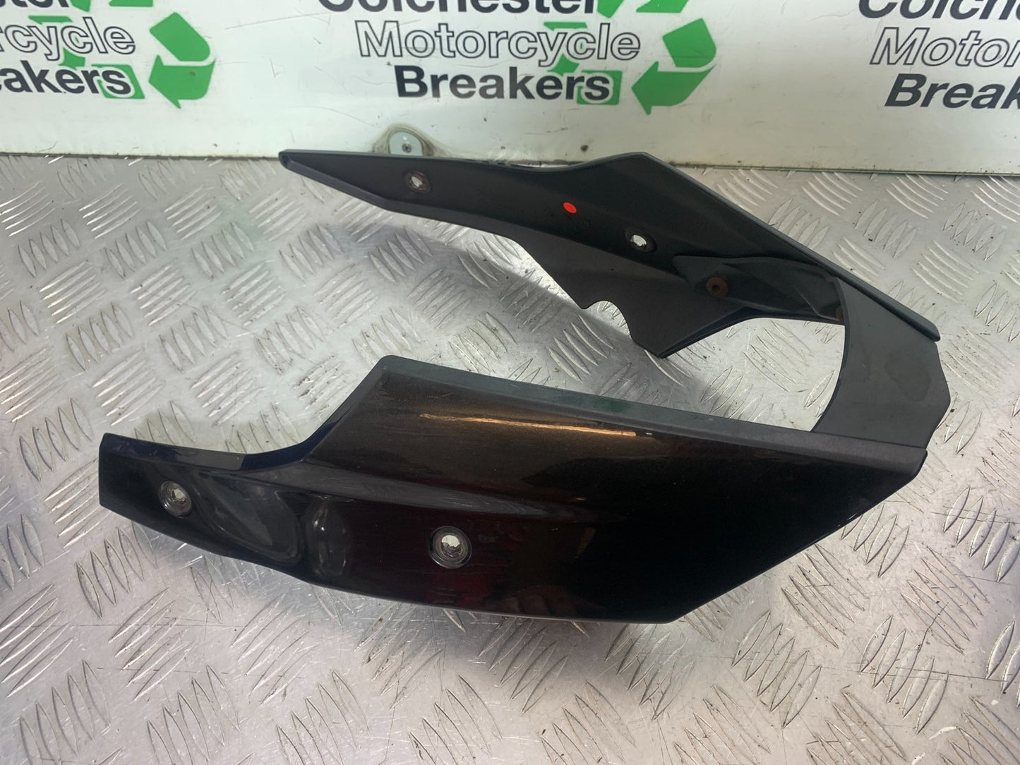 TRIUMPH 675 STREET TRIPLE BELLYPAN   2013-2016 (CMB1186)