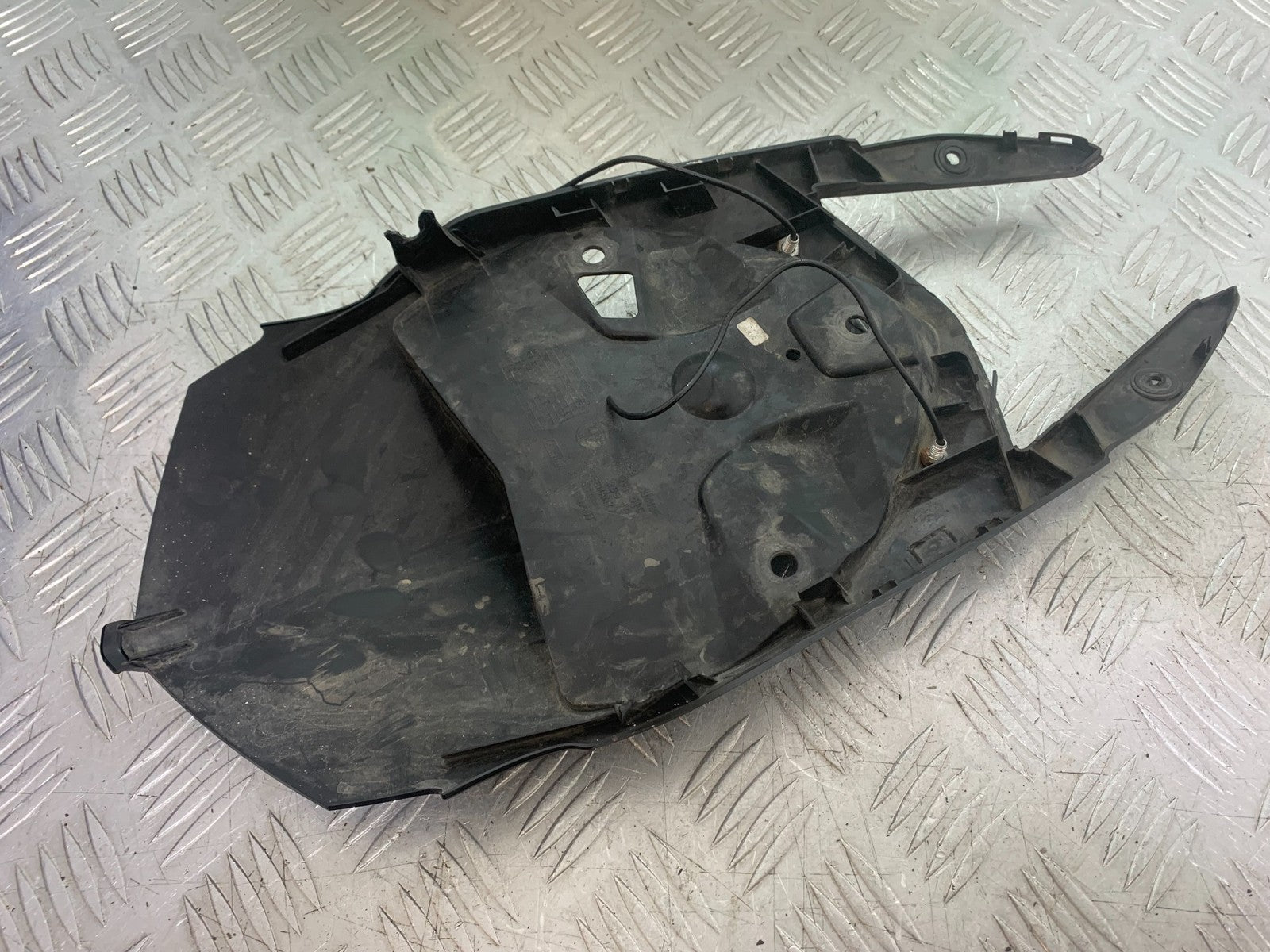 BMW S1000 RR UNDERTRAY  YEAR 2015-2018 (CMB1246)