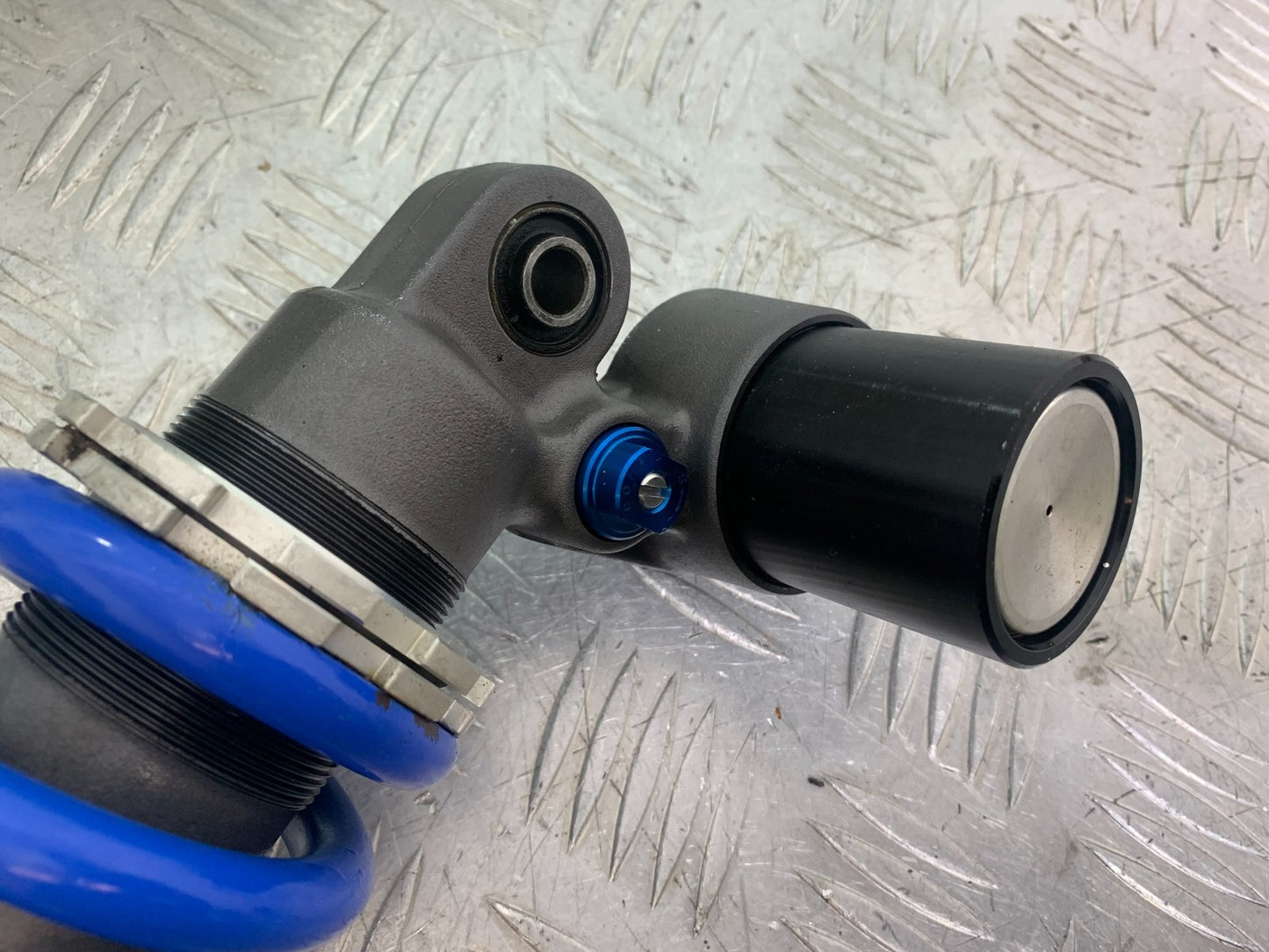 TRIUMPH 675 STREET TRIPLE R REAR SHOCK  YEAR 2013 - 2016 (CMB1221)