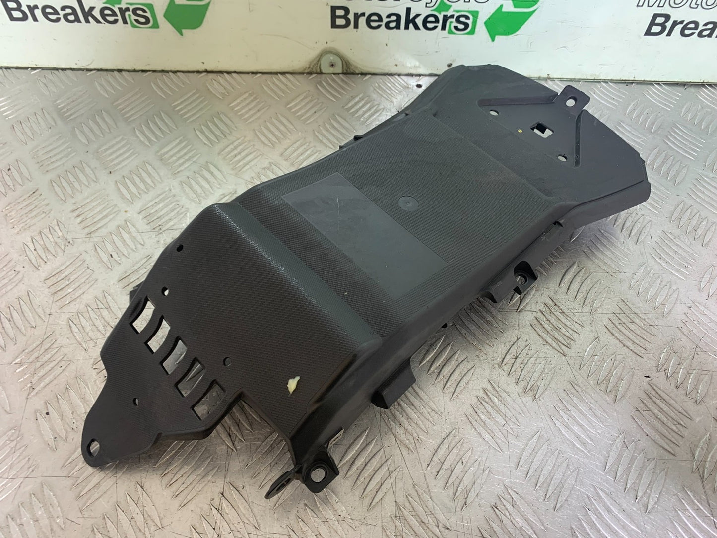APRILIA RSV4 FACTORY UNDERTRAY   YEAR 2009-2012 (CMB1224)