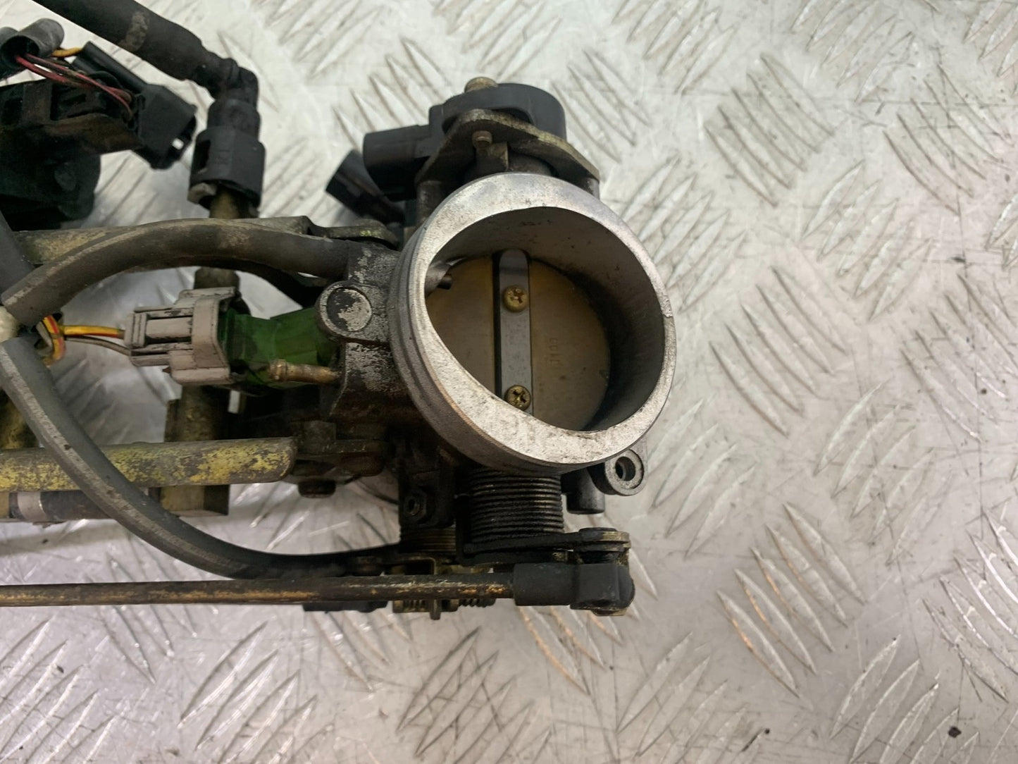 SUZUKI SV1000 SV 1000 S THROTTLE BODIES  YEAR 2003-2007 (CMB1293)