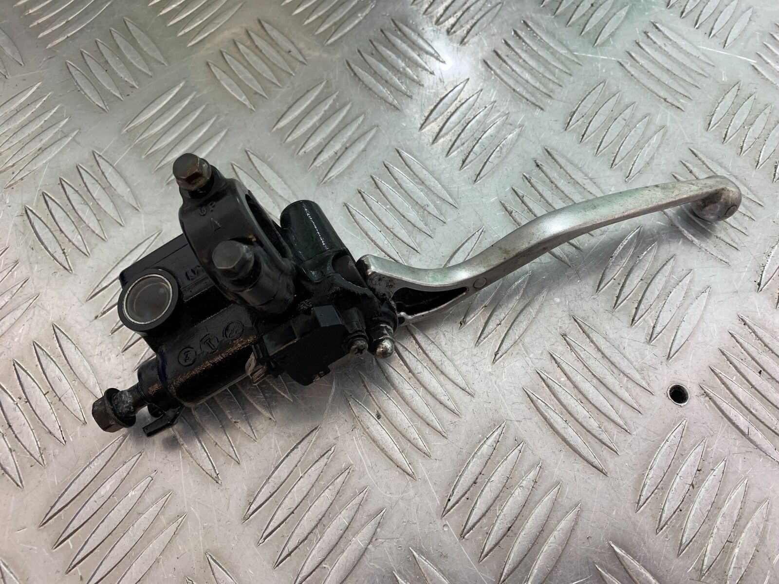 HONDA CBR500R CBR 500 R FRONT BRAKE MASTER CYLINDER YEAR 2012-16 (CMB1048)