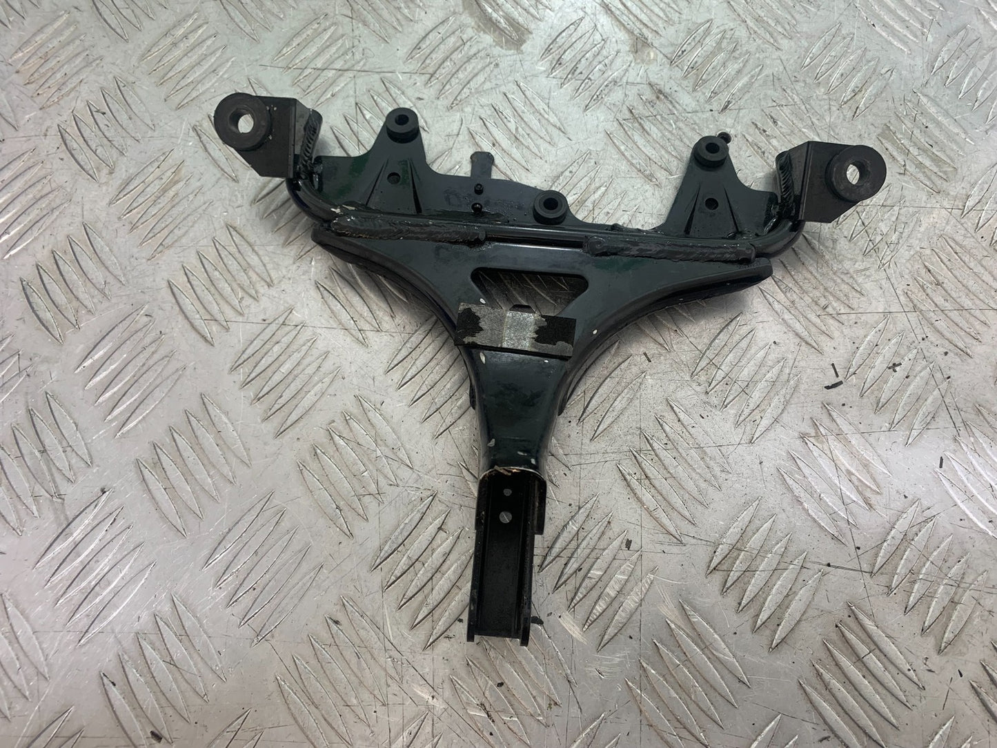 KAWASAKI ZX9R ZX9 E1 FAIRING BRACKET   YEAR 2000-01 (CMB1171)