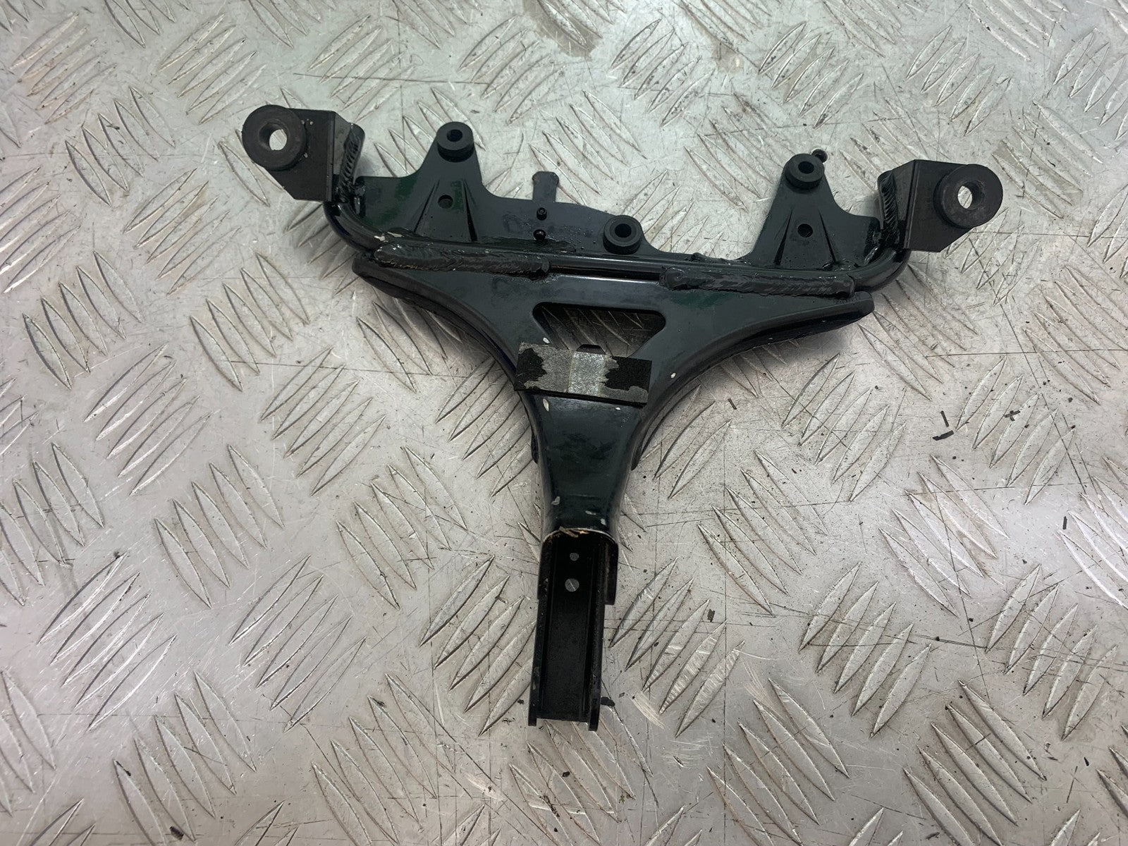 KAWASAKI ZX9R ZX9 E1 FAIRING BRACKET   YEAR 2000-01 (CMB1171)