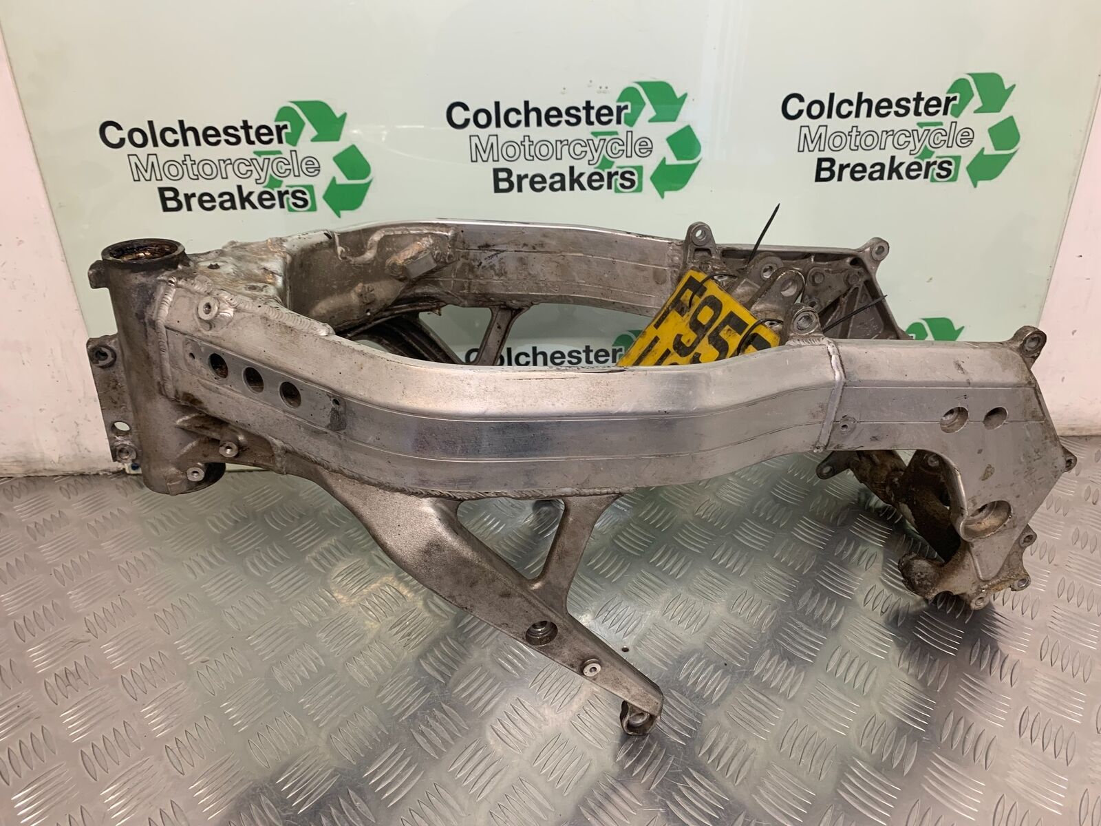 HONDA CBR 400 NC23 TRI-ARM FRAME AND REG  YEAR YEAR 1987-89 (STOCK 969)