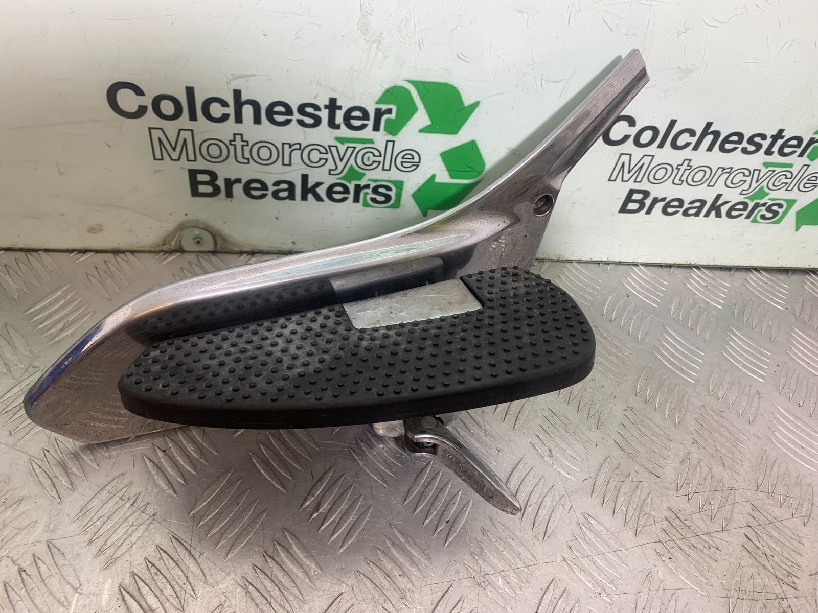BMW K1200 K 1200 LT RIGHT FOOTBOARD  YEAR 1999-07 (CMB1271)