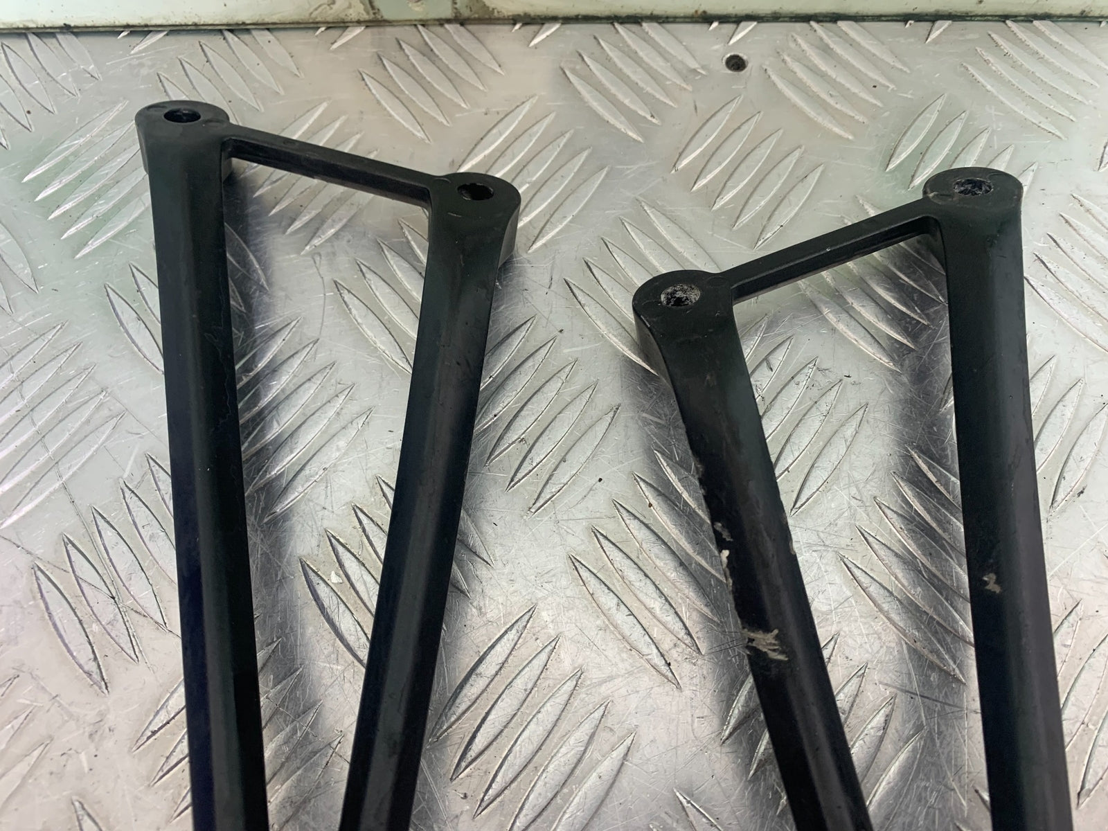 KAWASAKI ZX6R REAR HANGERS AND PEGS  YEAR 2009-2012 (CMB1136)