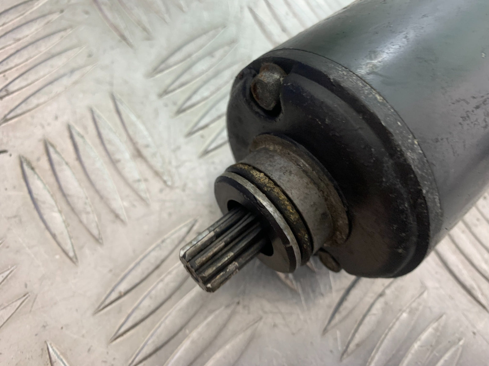 TRIUMPH T509 SPEED TRIPLE STARTER MOTOR  GEAR YEAR 1997-1998 (CMB1144)