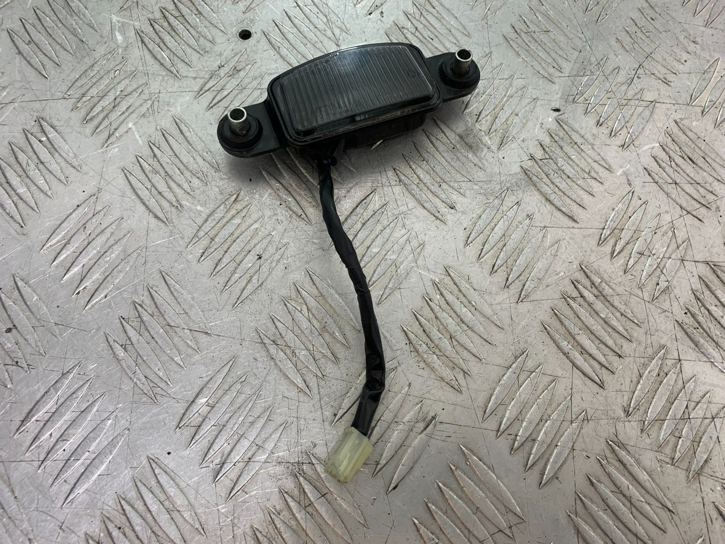 YAMAHA XVS 1300 MIDNIGHT STAR NUMBER PLATE LIGHT   YEAR 2007-16 (CMB1200)