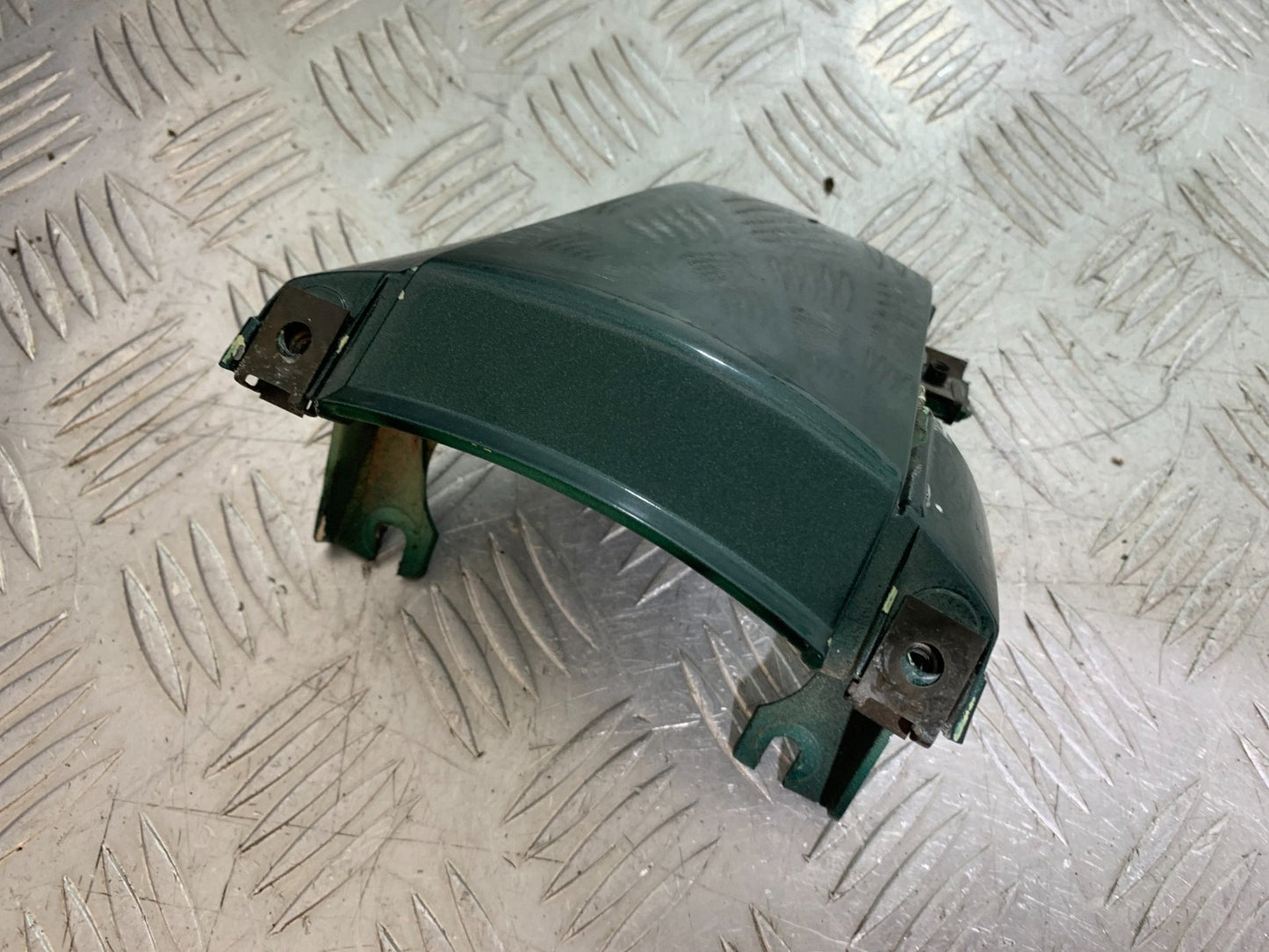 TRIUMPH 955I SPRINT RS TAIL PIECE JOINER YEAR 1999-03 (CMB1313)