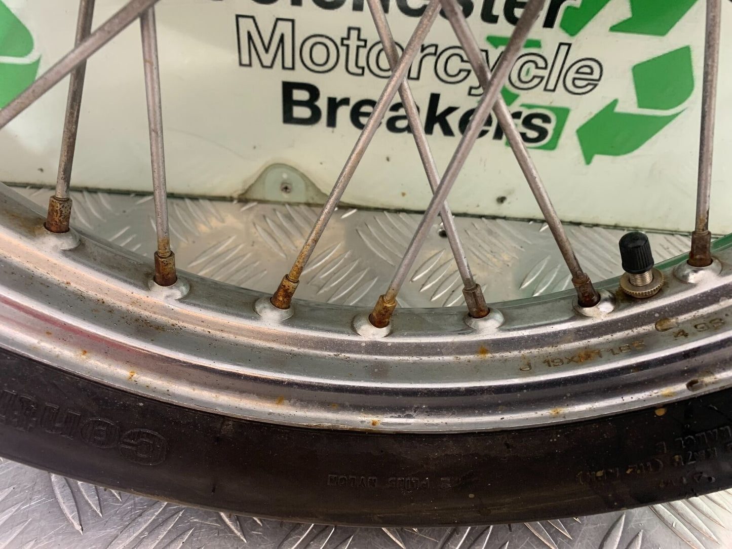 YAMAHA XV535 XV 535 VIRAGO FRONT WHEEL YEAR 1994-02 (CMB1044)