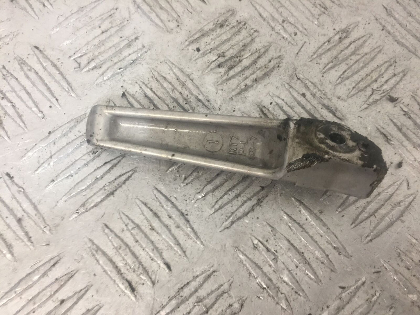 HONDA CRF1000 AFRICA TWIN LEFT REAR FOOTPEG  YEAR 2019 (STOCK 858)