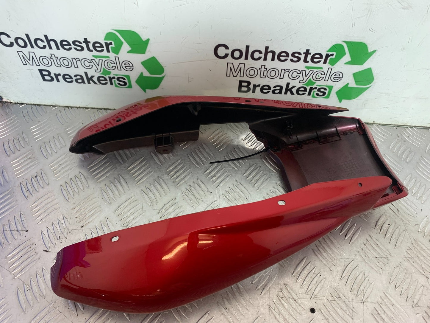 YAMAHA YBR125 YBR 125 TAIL PIECE SEAT UNIT  YEAR 2010-2017 (CMB1252)