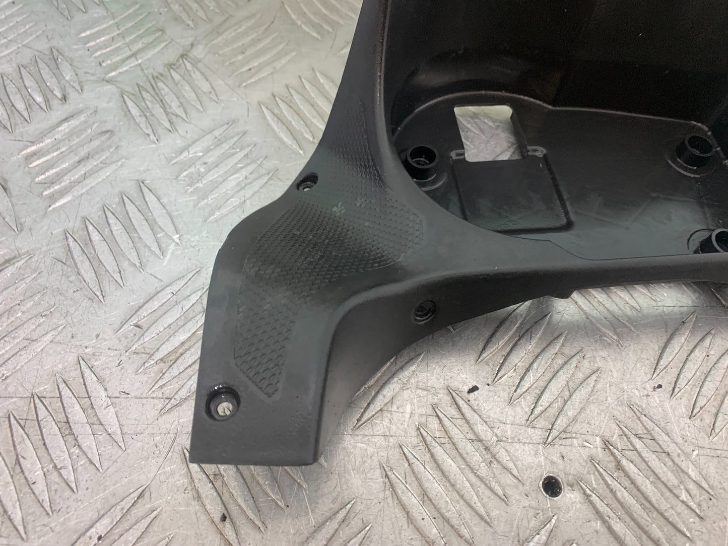 APRILIA 650 PAGASO STRADA CLOCK SURROUND  YEAR 2005-2010 (CMB1260)