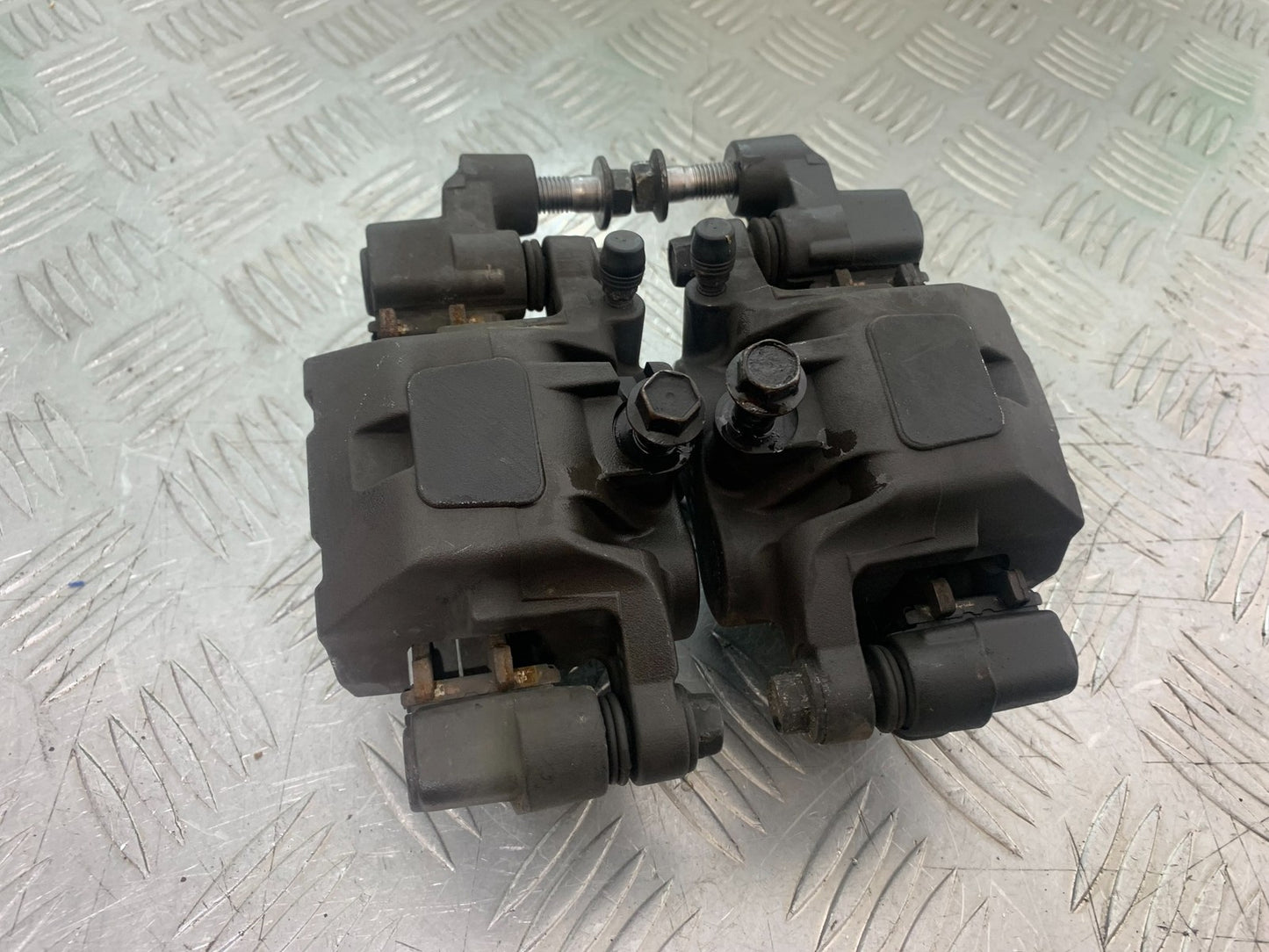 YAMAHA XJ6 XJ6-S FRONT BRAKE CALIPERS YEAR 2009-2015  (CMB1212)