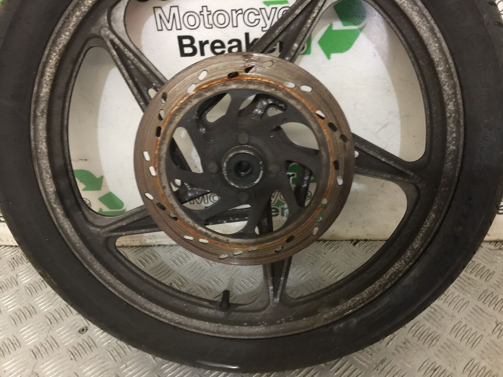 SUZUKI EN125 EN 125 FRONT WHEEL YEAR 2006-09   (STOCK 826)